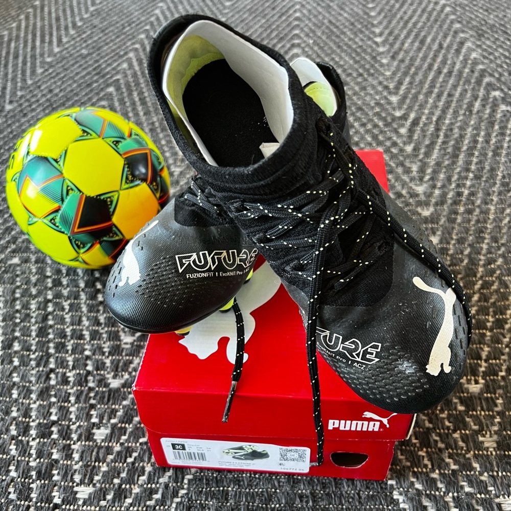 Puma soccer cleats - Future Z 2.3